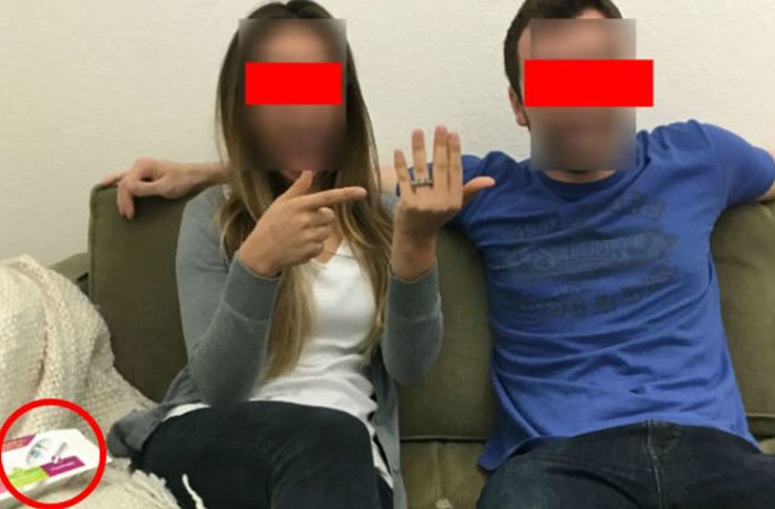 Queriam revelar o noivado, mas acabaram por revelar outra grande notícia na mesma foto