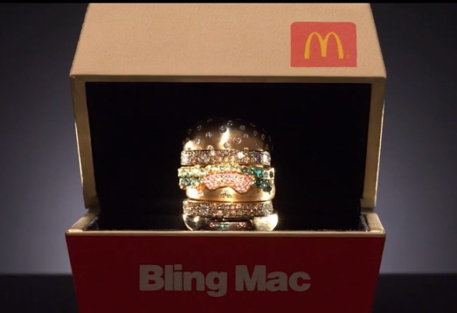 McDonald&#8217;s oferece &#8220;anel Big Mac&#8221; de ouro e diamantes no dia dos namorados