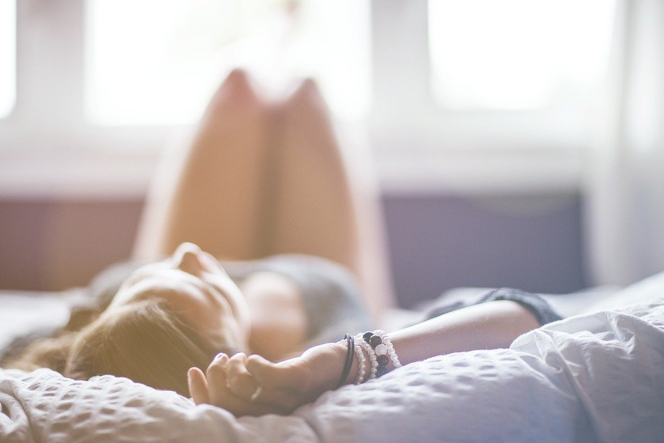 Estudo: Mulheres precisam de dormir 20 minutos a mais que os homens