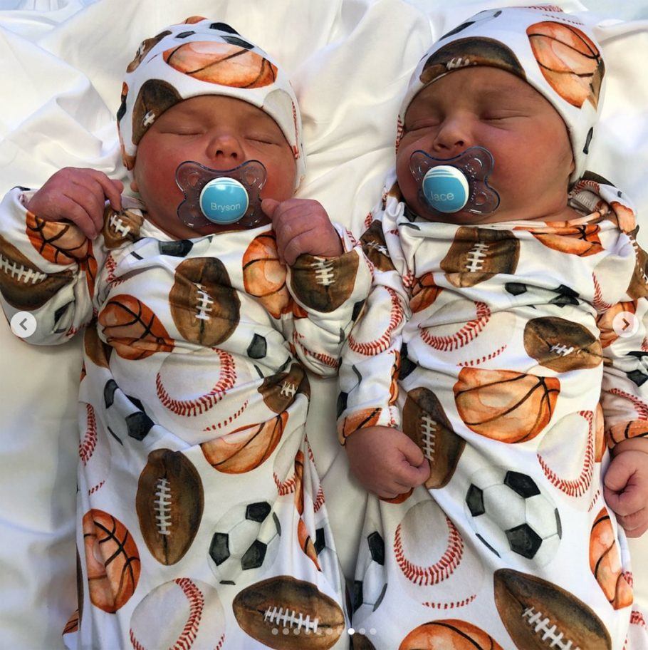 Irmãs gémeas dão à luz no mesmo dia e no mesmo hospital
