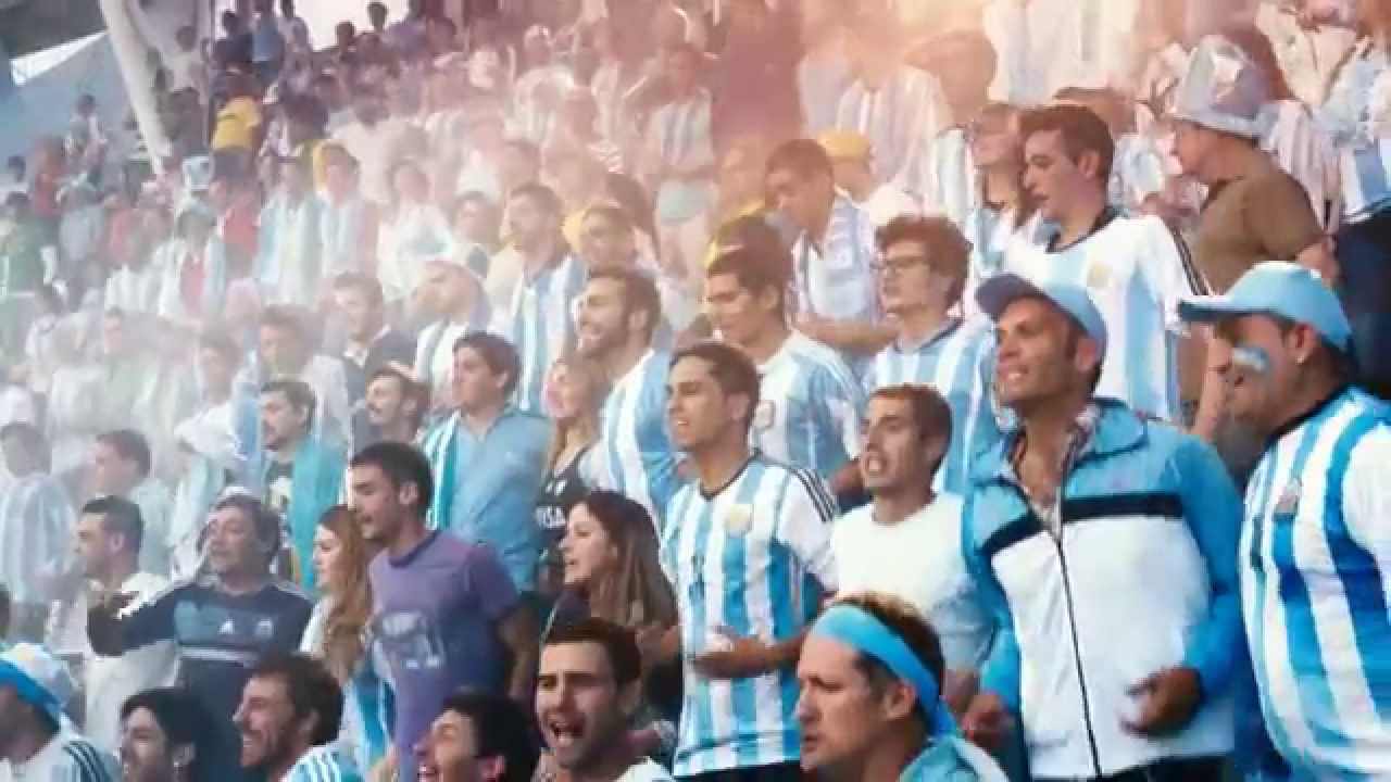 Na Argentina o futebol é vida. Uma campanha da Coca-Cola&#8230;