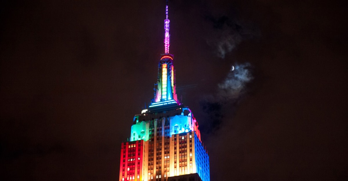 Halloween: Espectáculo de luzes no Empire State Building em Nova Iorque.