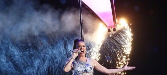 Katy Perry deu Show no Super Bowl.
