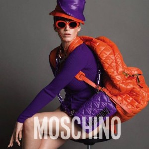 Katy Perry ousada na campanha da Moschino