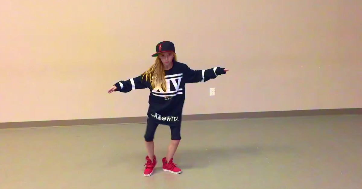 Sarah dança &#8220;free-style&#8221; de forma épica ao som de Nicky Minaj