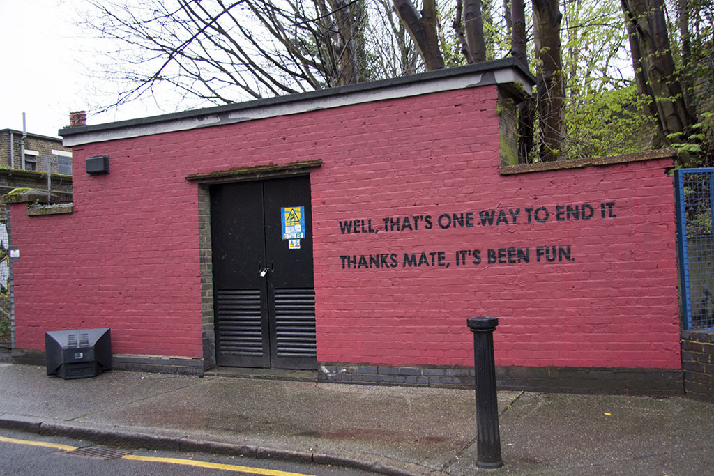Batalha entre graffiter e autoridade escalou a um nível hilariante