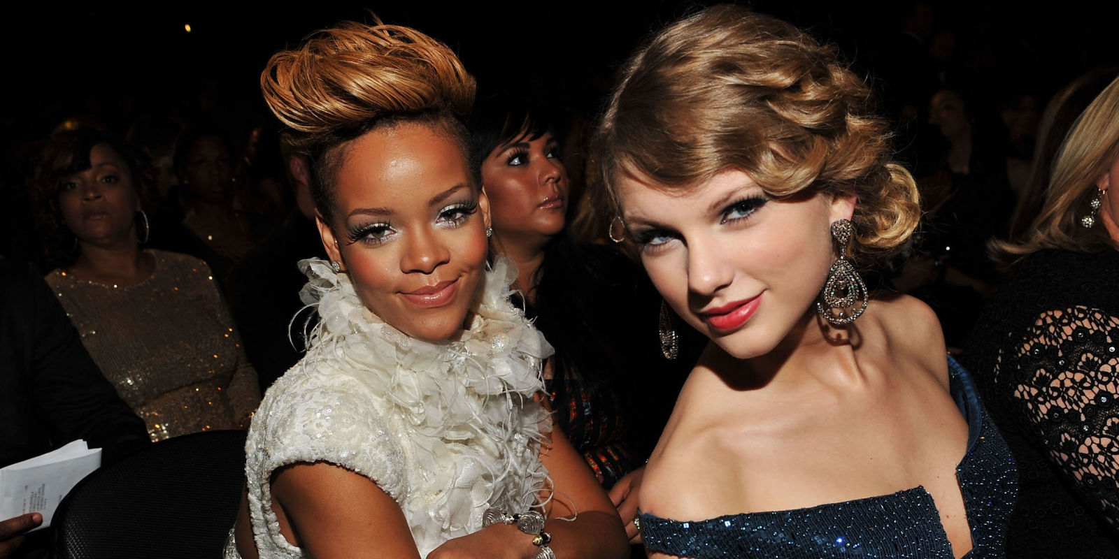 Rihanna diz que nunca irá actuar com Taylor Swift.