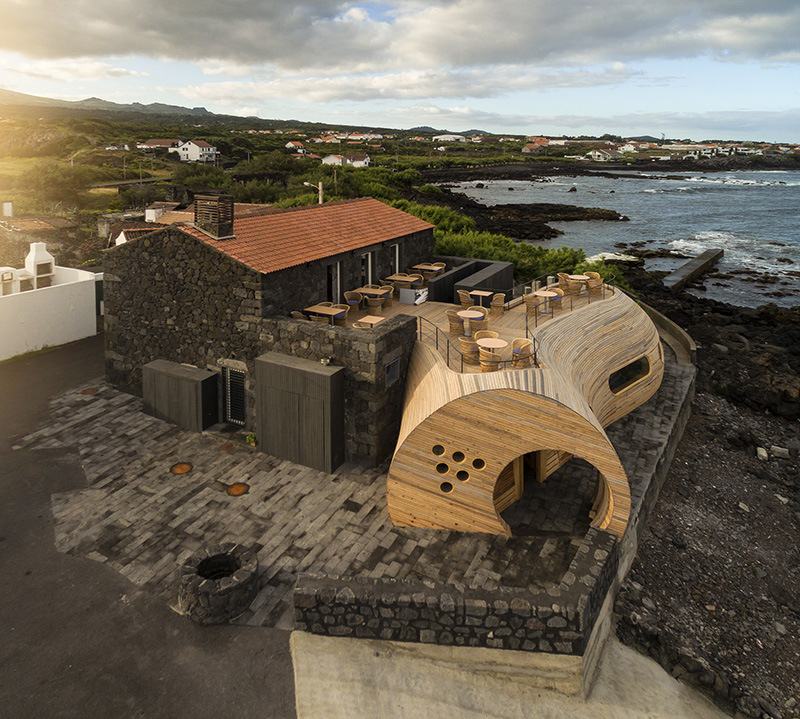 Cella Bar: um dos mais bonitos bares do mundo fica nos Açores