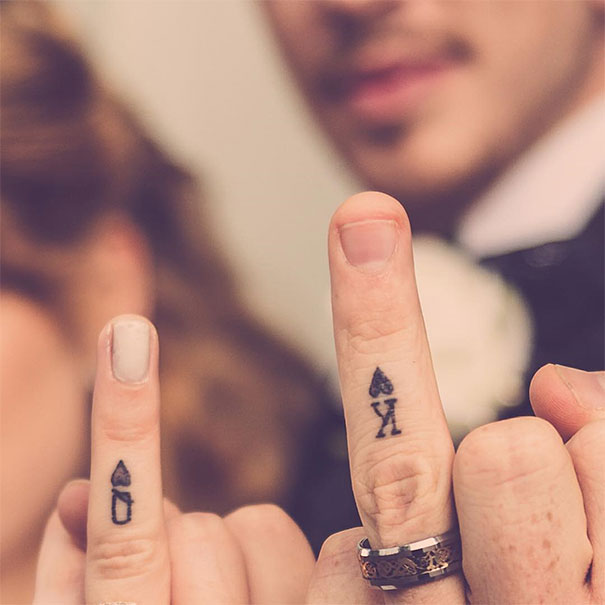 Estes casais escolheram tatuagens em vez de anéis