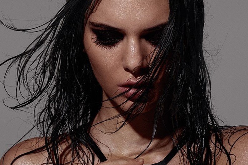 A nova campanha, muito sensual, de Kendall Jenner para a Calvin Klein