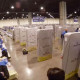 O dominó humano com 1200 pessoas para um novo recorde do Guinness