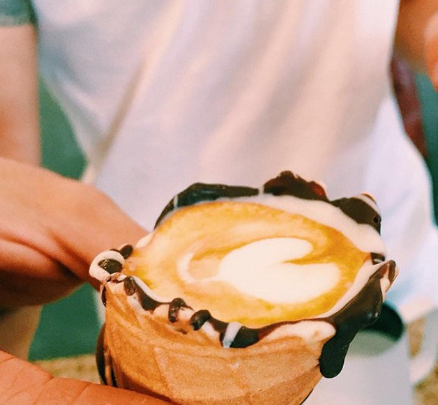 Tomar Café em cone de gelado é nova moda difícil de resistir