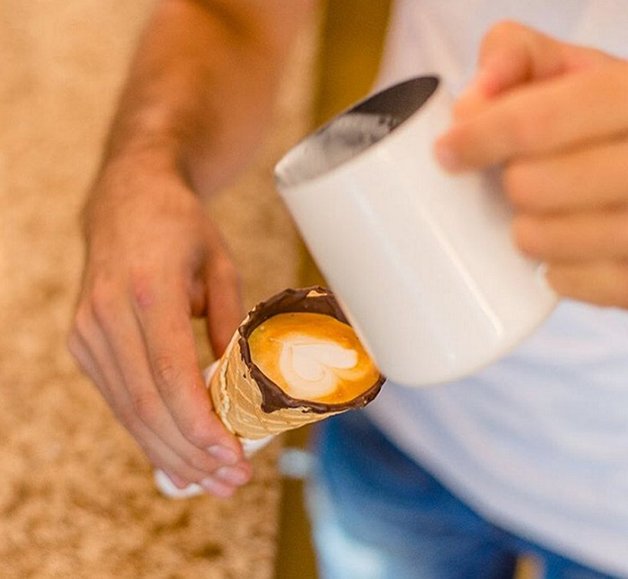 Tomar Café em cone de gelado é nova moda difícil de resistir