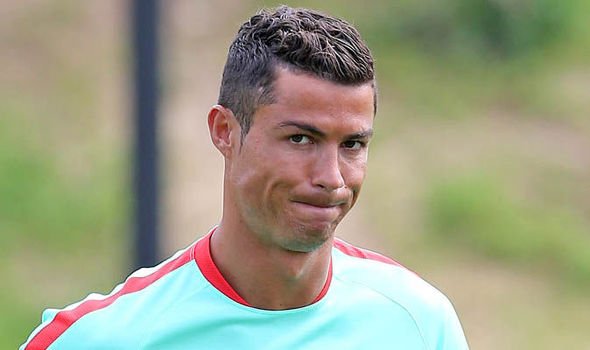 Impostos: Cristiano Ronaldo poderá incorrer numa pena de seis anos de prisão