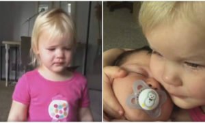 Ela acordou a chorar e apenas a sua irmã mais nova a consegue acalmar