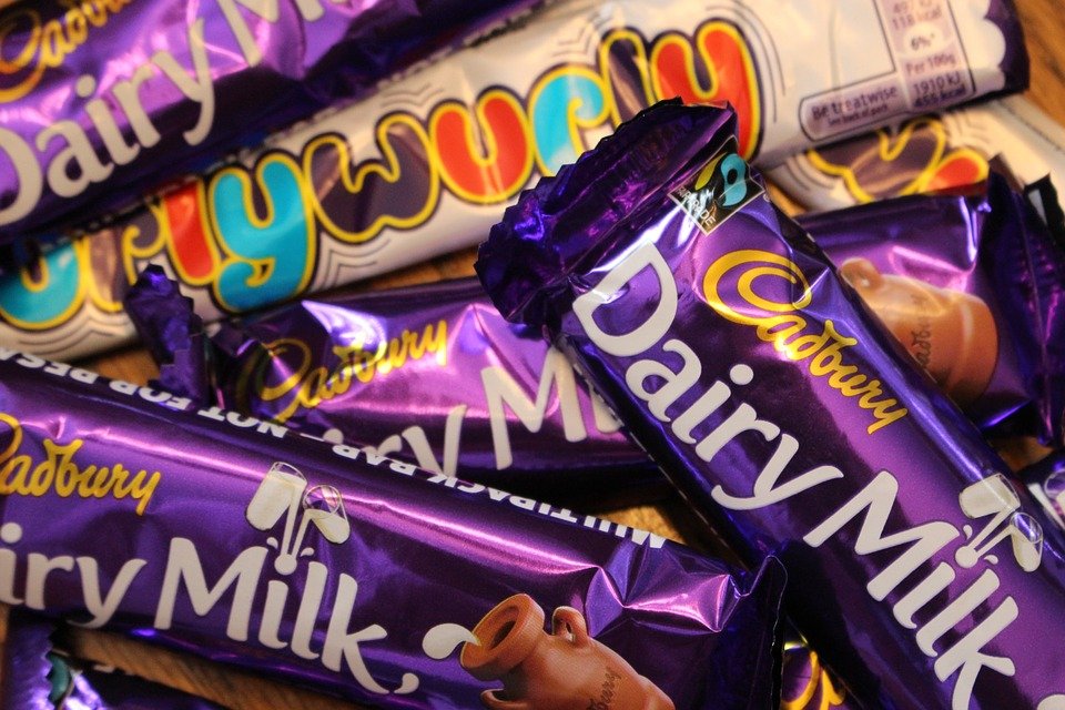 A Oreo e a Cadbury&#8217;s estão a contratar «provadores de chocolate»
