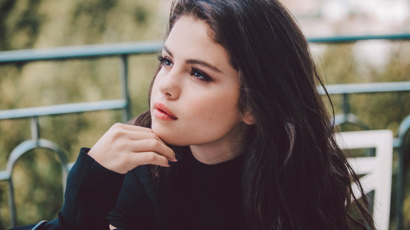 Selena Gomez, &#8220;rainha&#8221; do Instagram, diz que não suporta as redes sociais