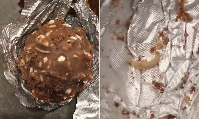 Descobriu larva dentro de um bombom Ferrero Rocher, depois de um amigo o colocar na boca