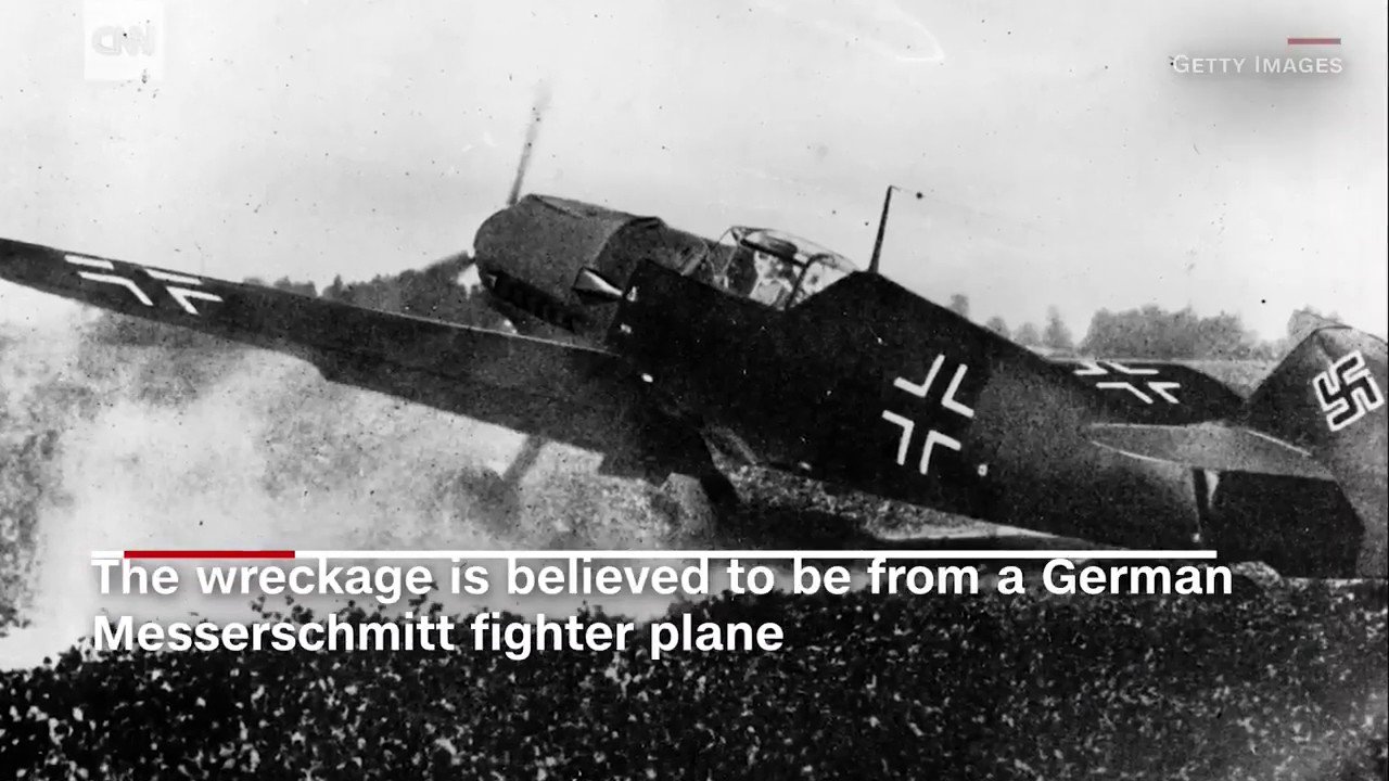 Jovem de 14 anos descobriu avião da II Guerra Mundial, com o piloto ainda lá dentro