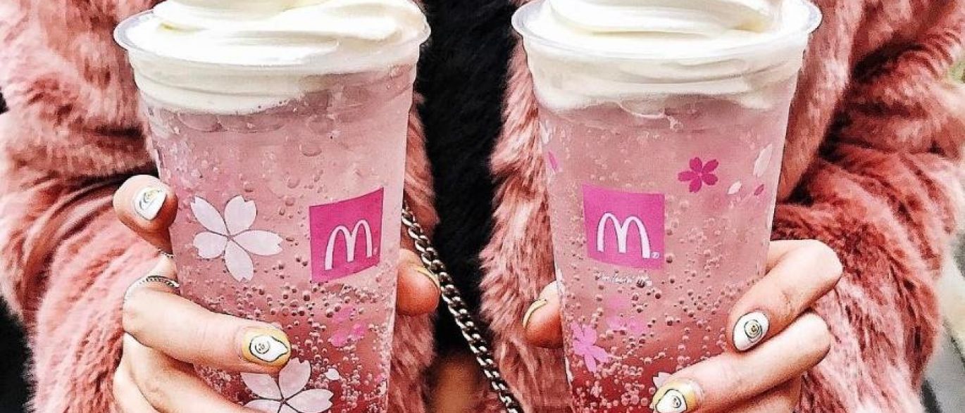 McDonald&#8217;s lança nova bebida de flor de cerejeira