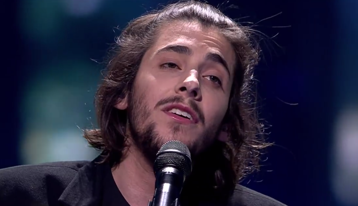 Salvador Sobral apurou-se para a final do Festival da Eurovisão