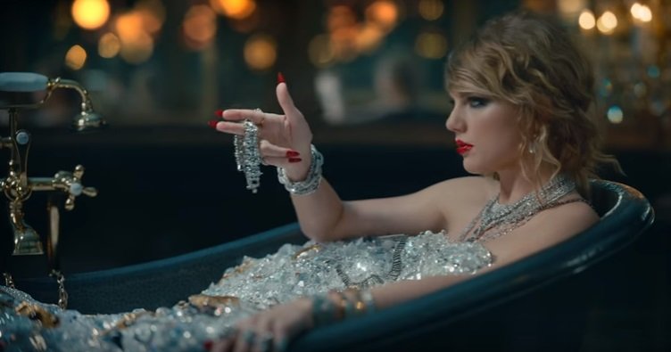 O novo e polémico video de Taylor Swift &#8220;Look What You Made Me Do&#8221;