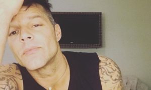 Ricky Martin preocupado com família em Porto Rico