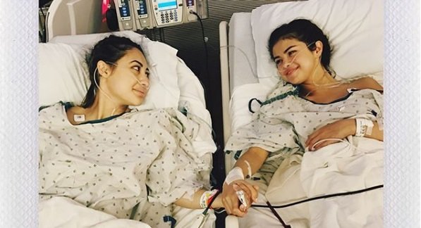 Selena Gomez fez transplante de rim
