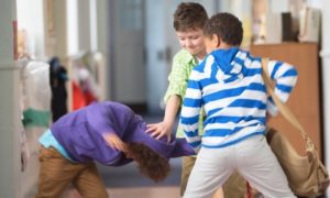 Como a Finlândia tem sucesso a combater o bullying na escola. Eis como o fazem