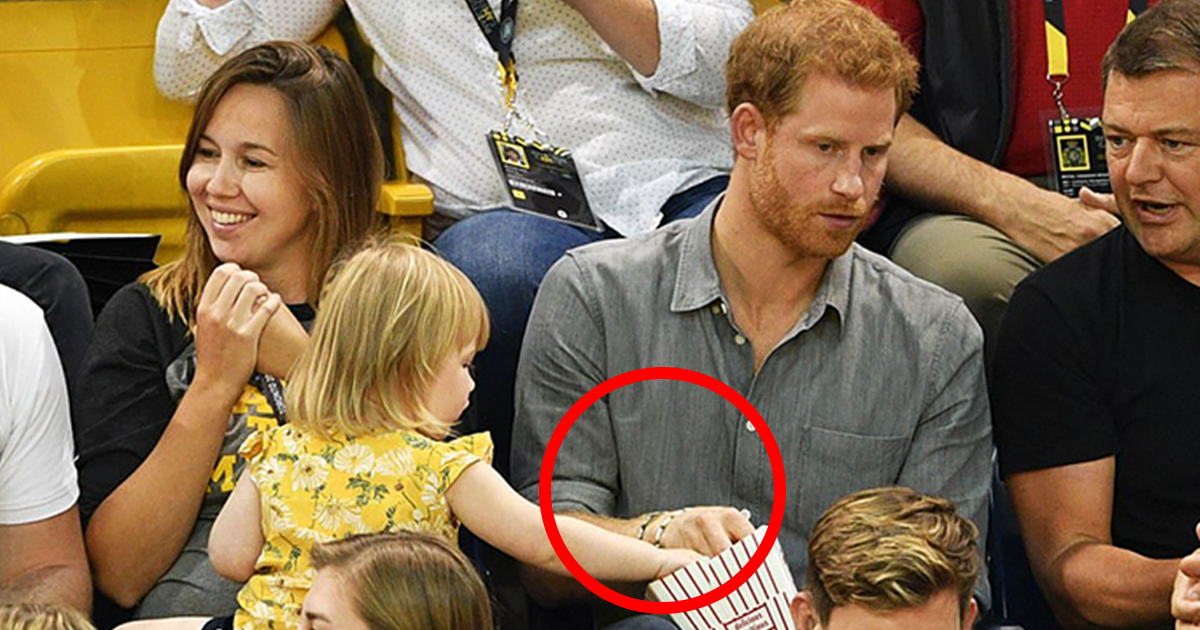 A reacção do Príncipe Harry à ousadia da pequena &#8220;devoradora de pipocas&#8221; é maravilhosa