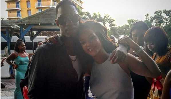 Primo de Rihanna morto a tiro na rua. A cantora já reagiu nas redes sociais