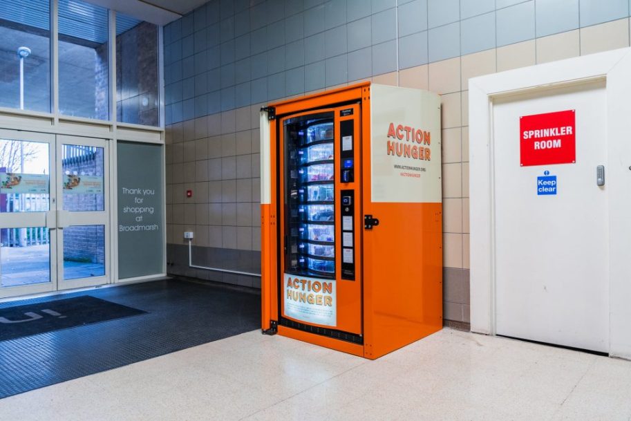 Sem-abrigo vão ter acesso grátis a máquinas de venda automática em Nova Iorque