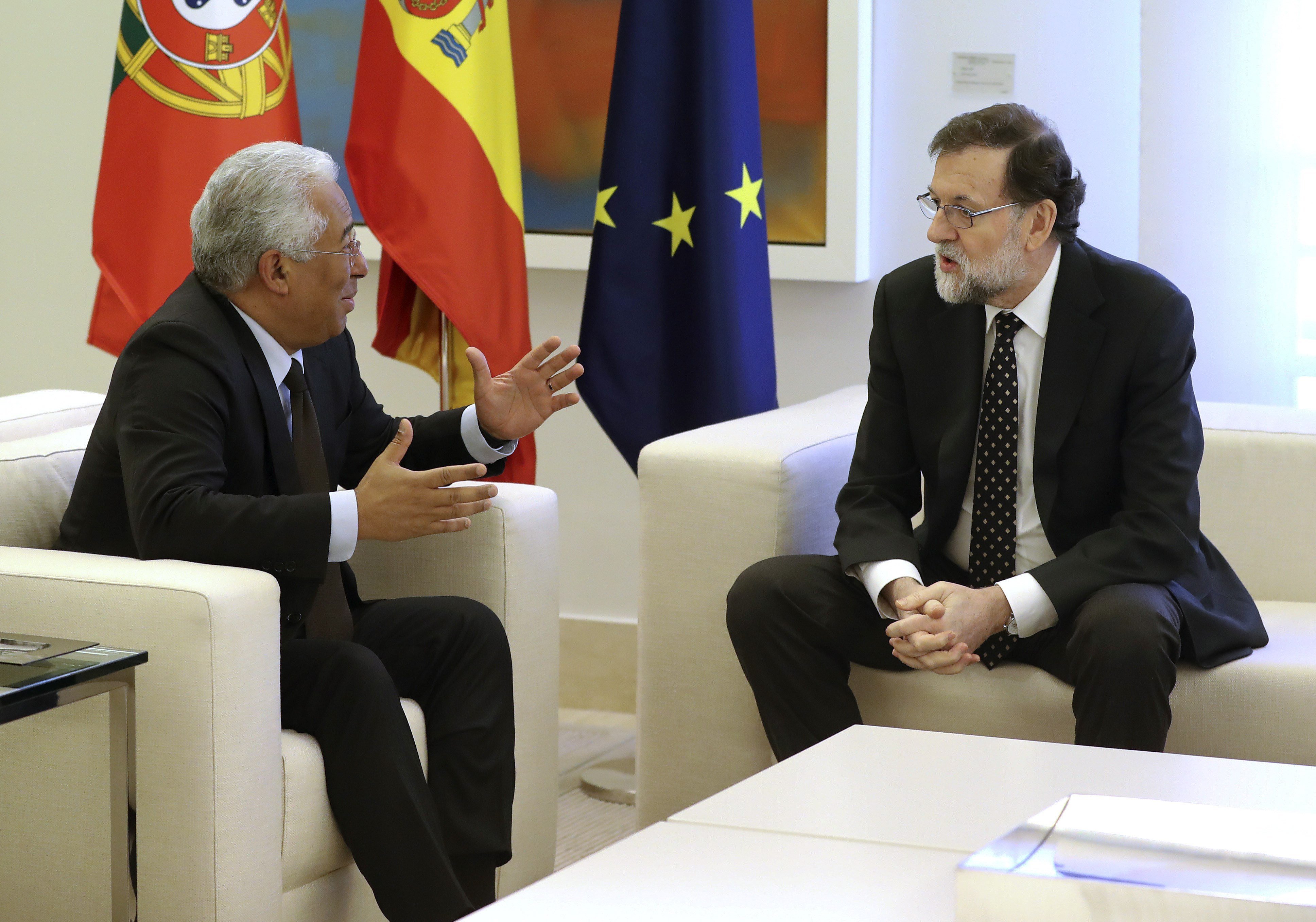 António Costa reitera a Rajoy apoio de Portugal a candidatura de Luis de Guindos ao BCE