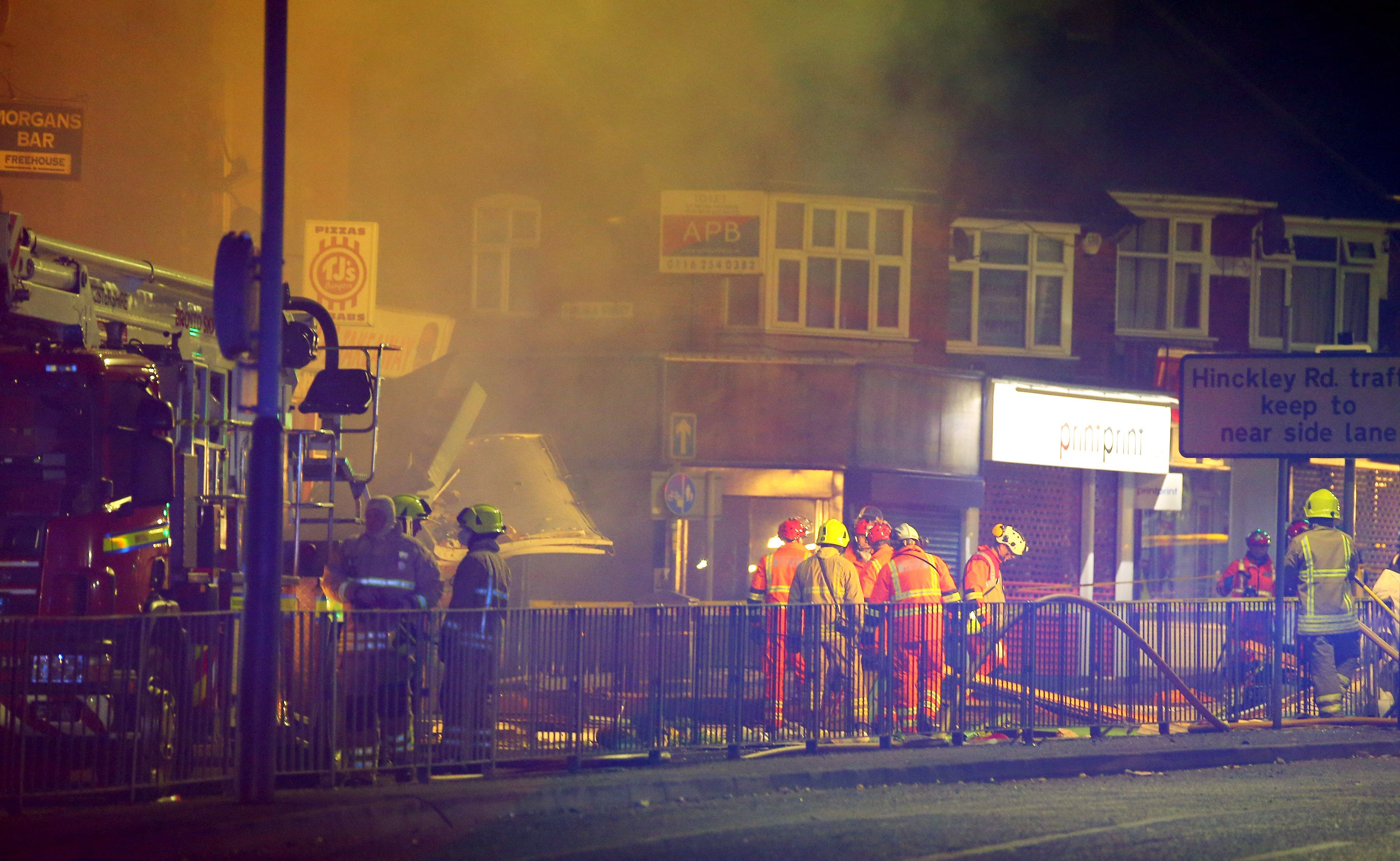 Explosão seguida de incêndio em Leicester é encarada como &#8220;operação de busca e salvamento&#8221;