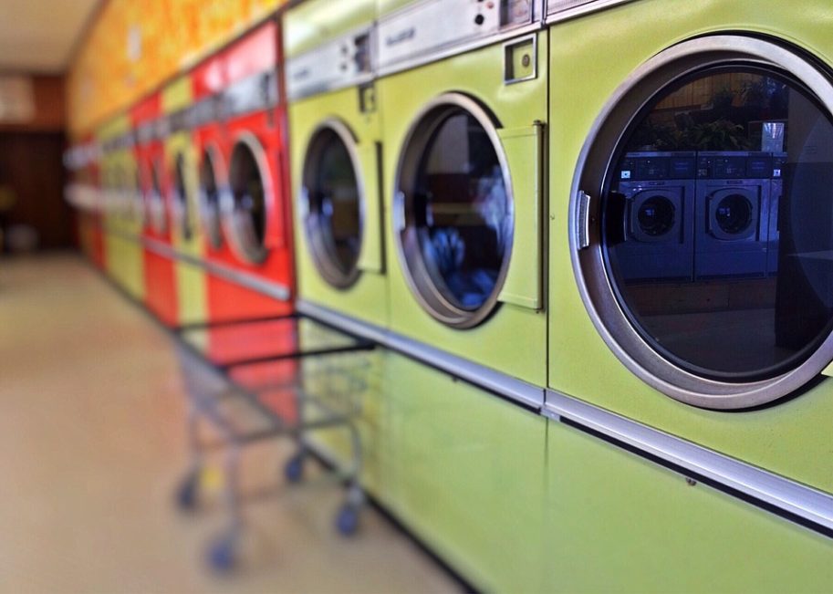 Deco: estudo revela que ir às lavandarias self-service pode sair 3 vezes mais caro