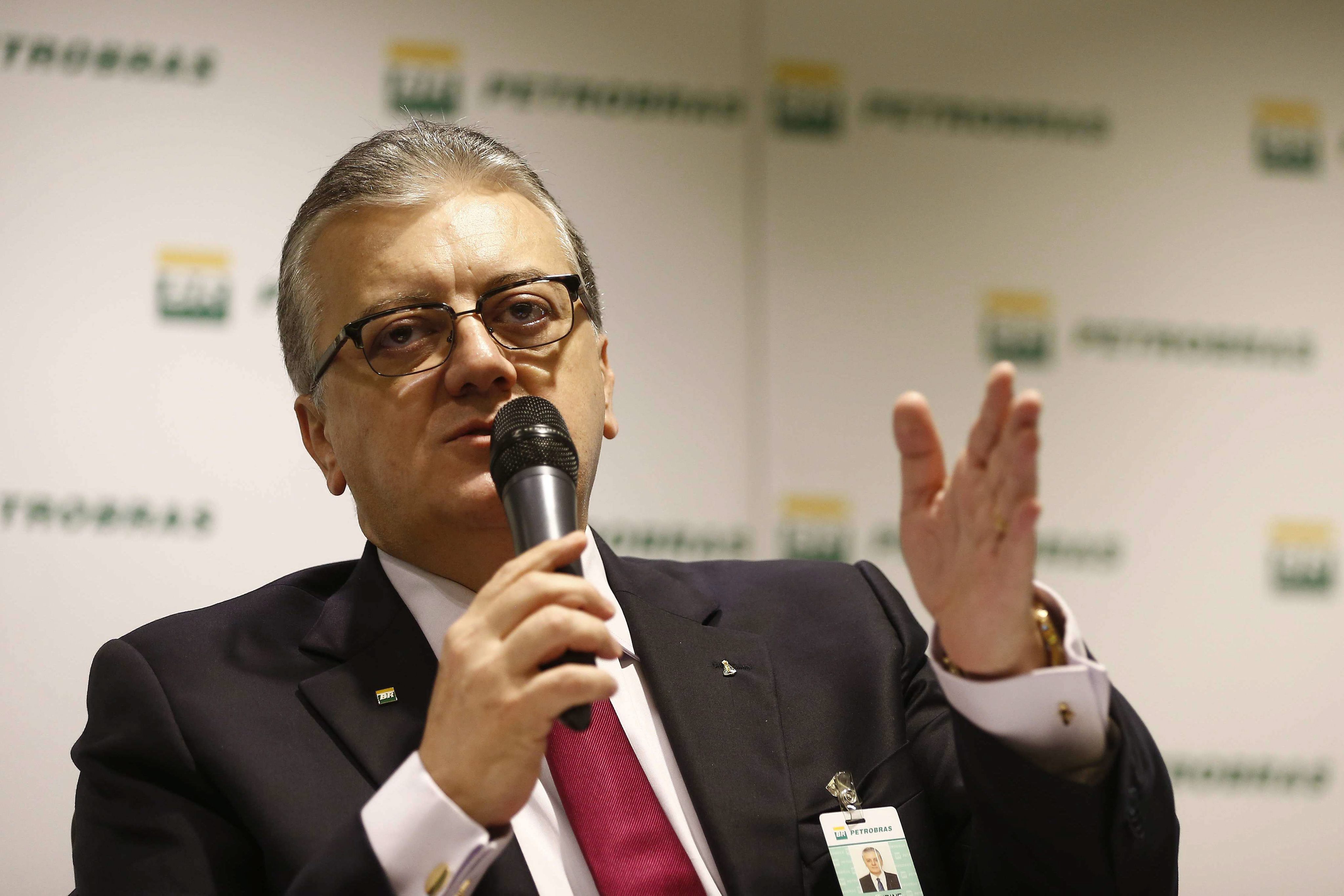 Ex-presidente da Petrobras condenado a 11 anos de prisão por corrupção