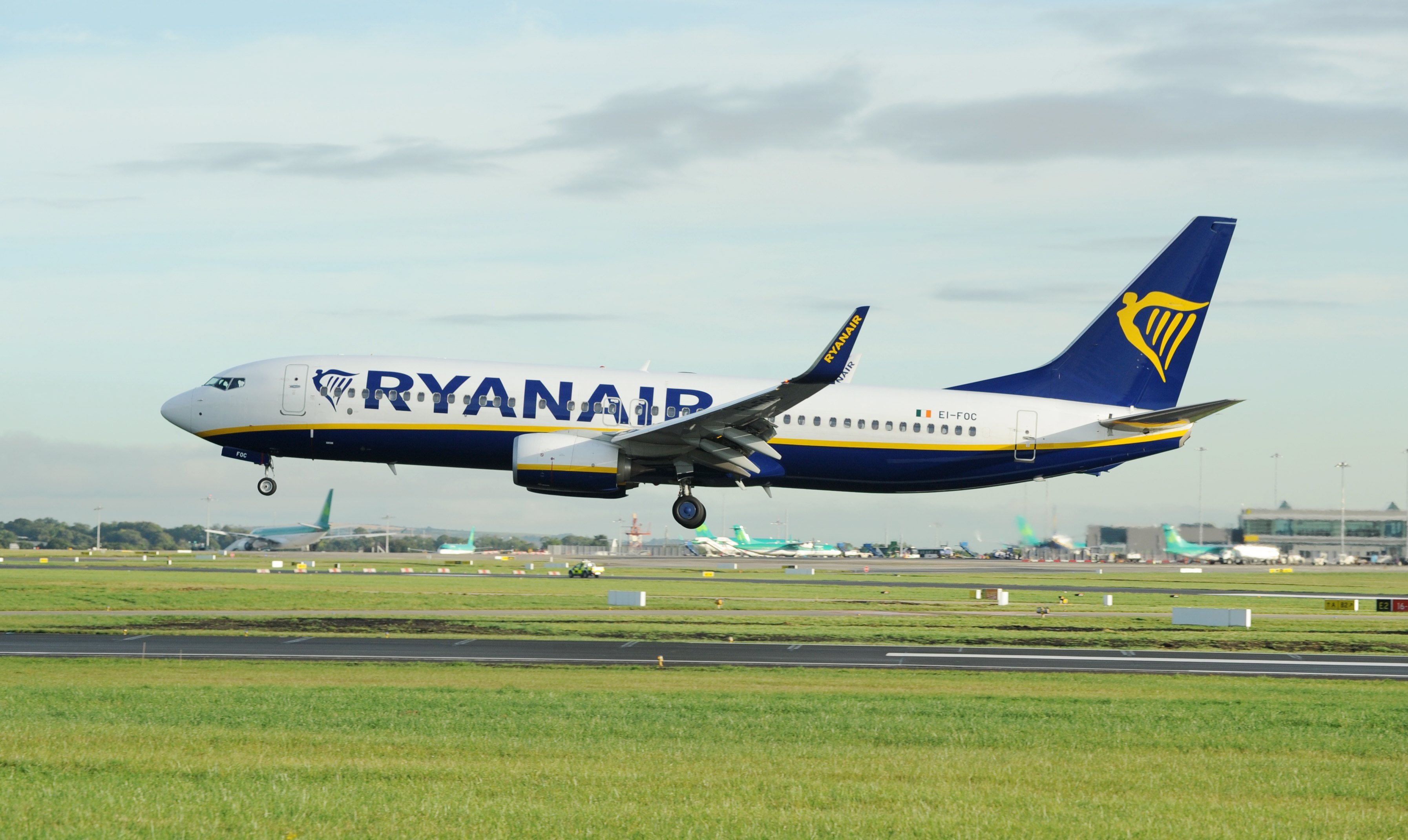 Tripulantes da Ryanair fazem greve na Páscoa porque negociações foram &#8220;infrutíferas&#8221;