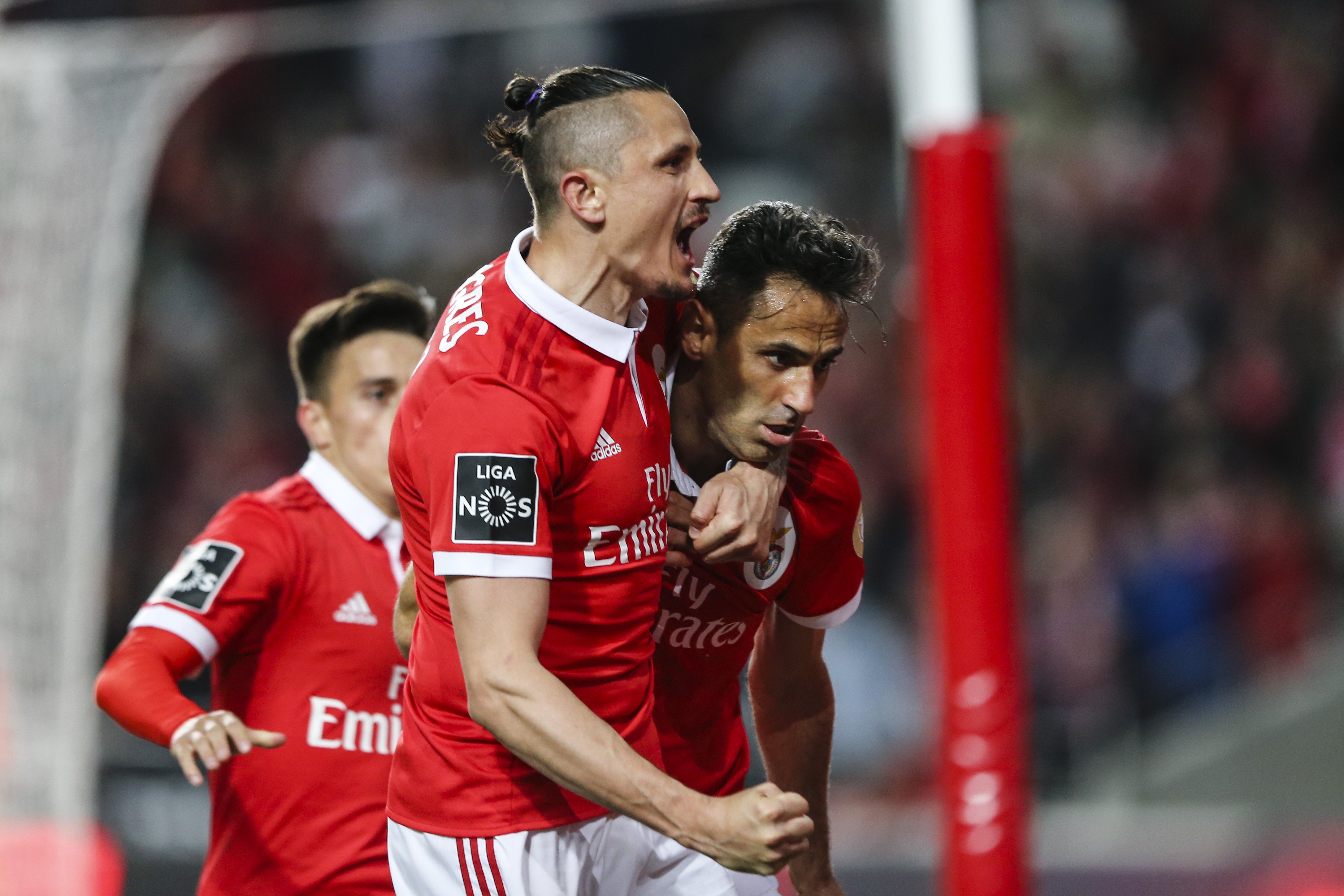 Benfica vence Aves com golos de Jonas e de Ruben Dias