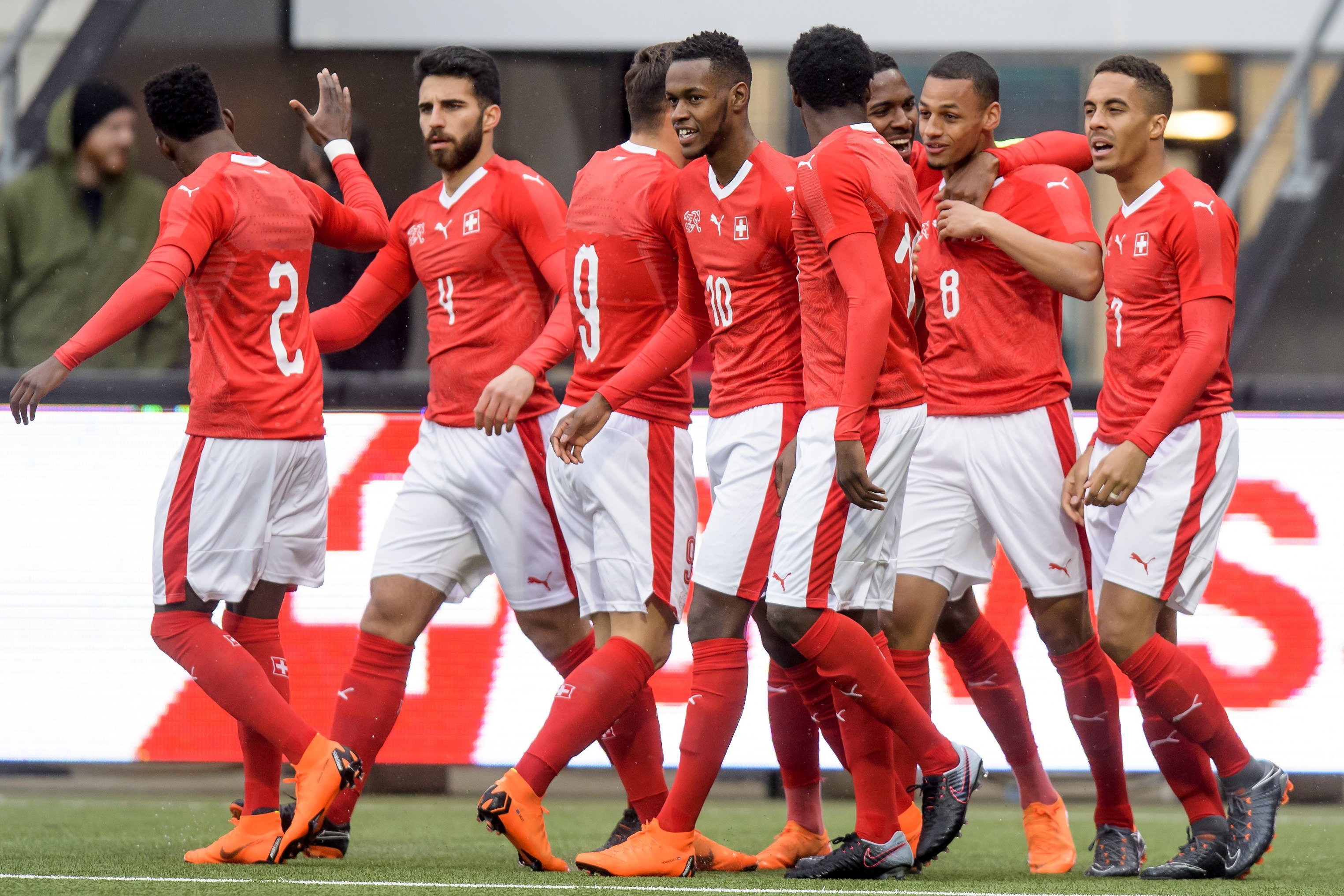Portugal vira 0-2 e bate fora Suíça na qualificação para o Europeu de sub-21