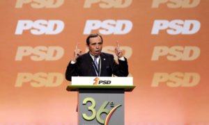Álvaro Amaro espera acordo sobre descentralização até terça-feira