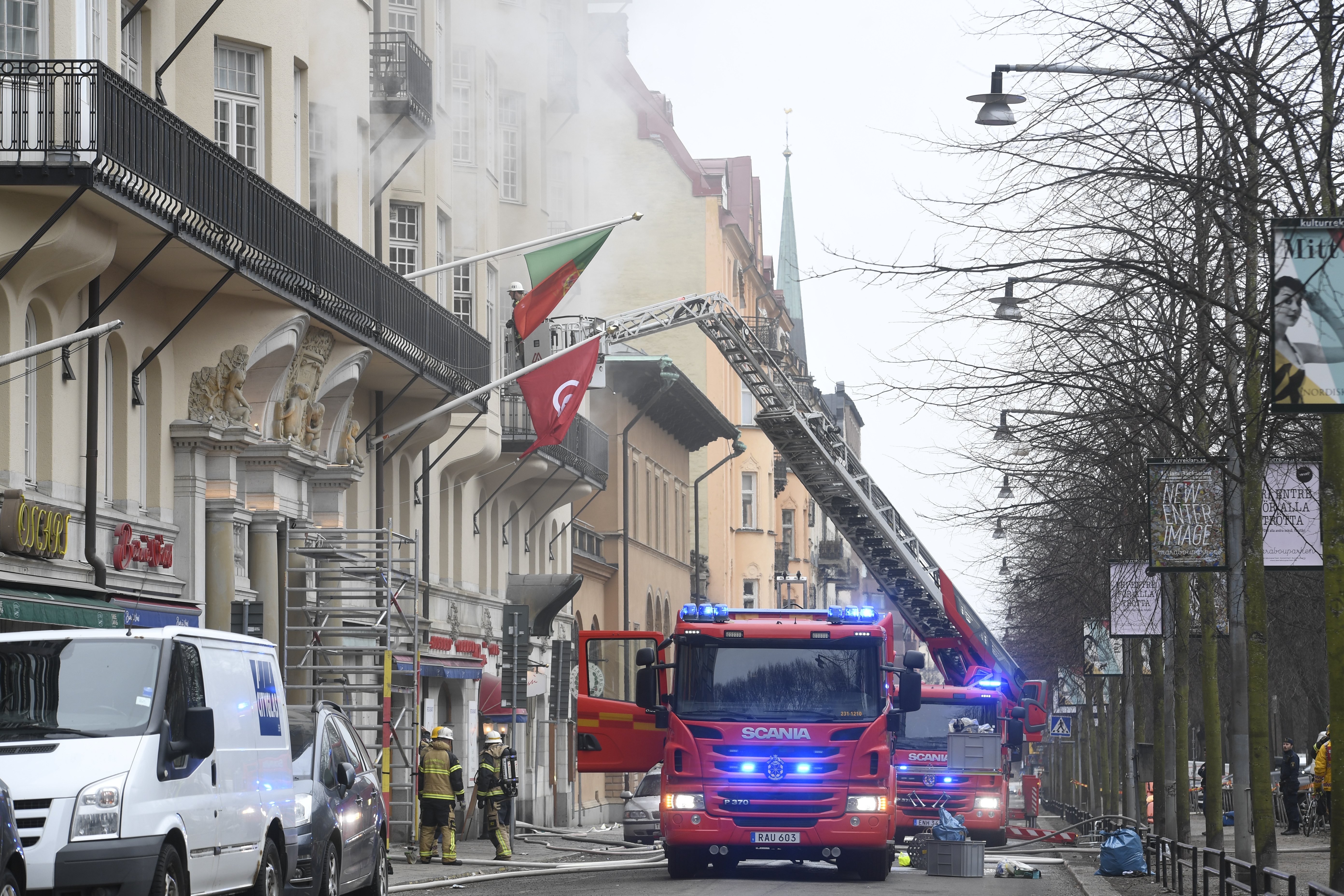 Rádio sueca atualiza para 14 feridos no incêndio na embaixada em Estocolmo