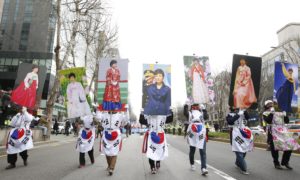 Ex-Presidente da Coreia do Sul Park Geun-hye condenada a 24 anos de prisão