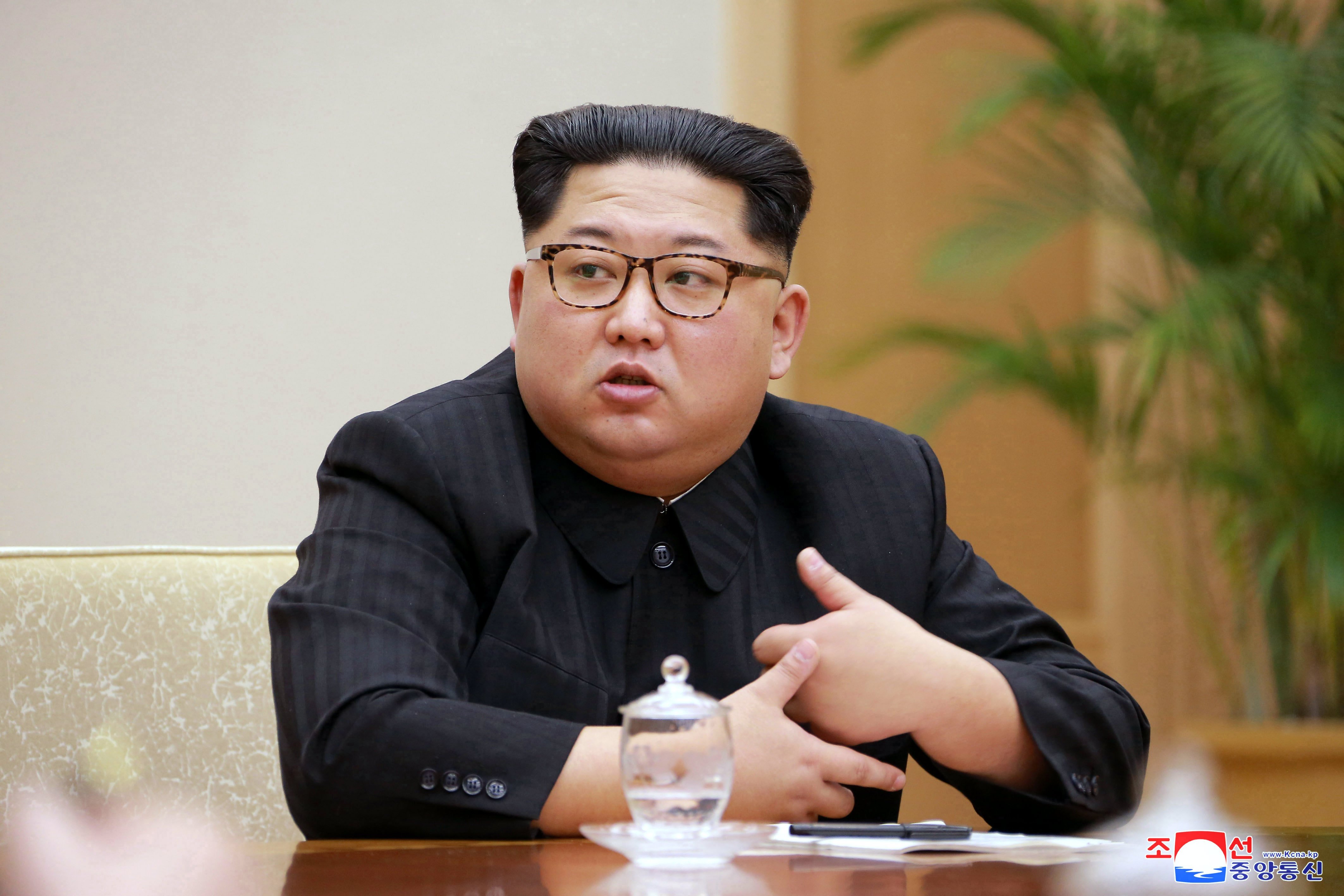 Coreia do Norte anuncia suspensão de testes nucleares e lançamentos de mísseis