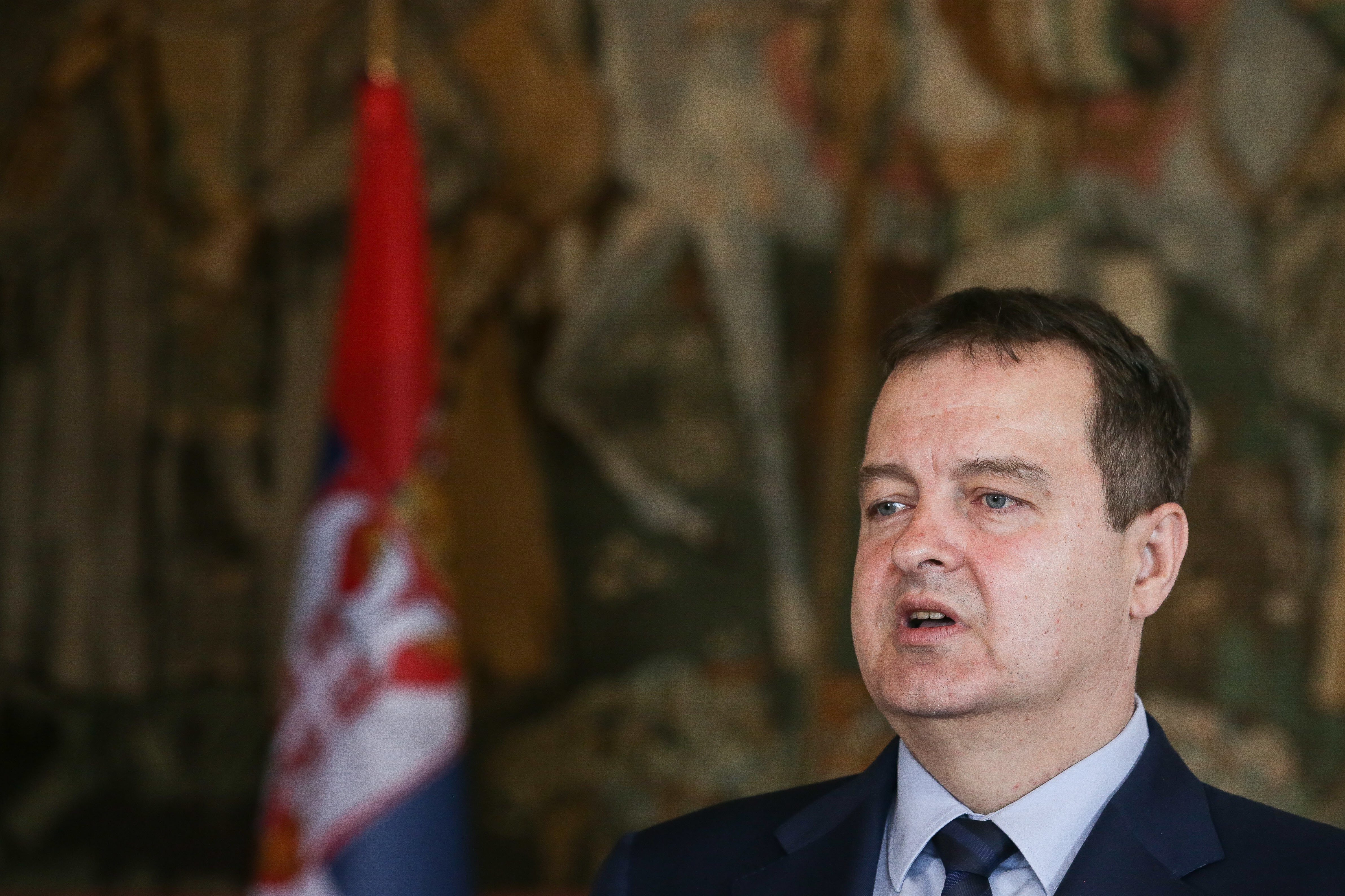 Adesão da Sérvia à UE é perturbada pela ligação à questão do Kosovo, diz chefe da diplomacia de Belgrado