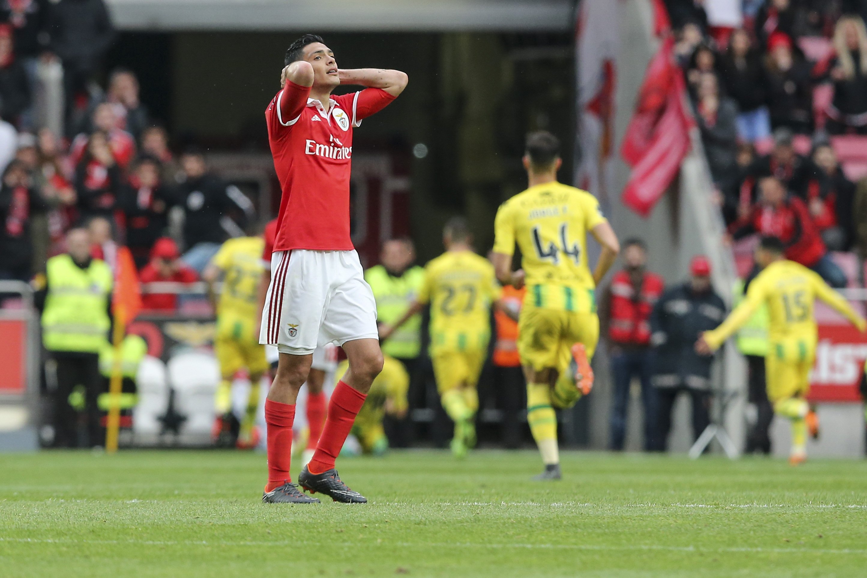 Benfica perde com Tondela e pode ficar a cinco pontos do FC Porto