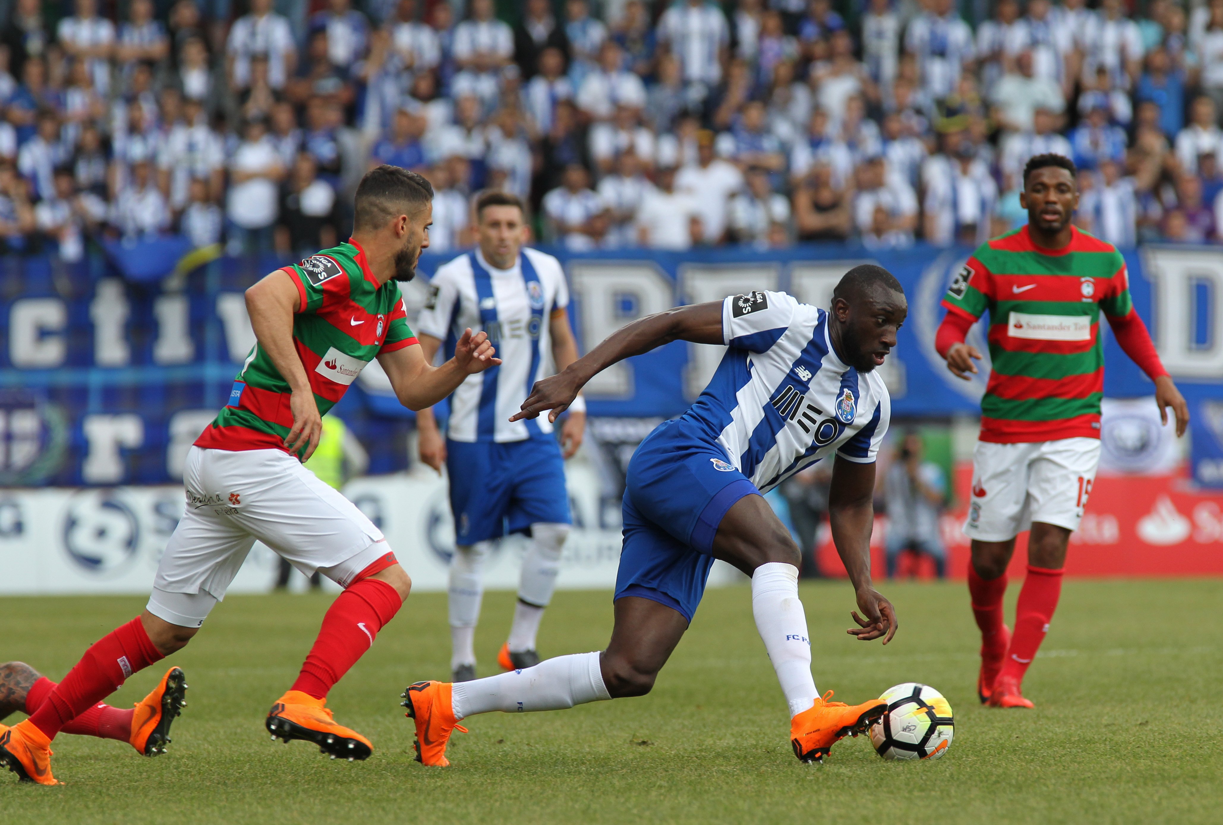 FC Porto vence nos Barreiros e fica a um ponto do título de campeão