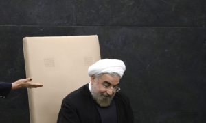 Irão alerta que EUA vão arrepender-se &#8220;como nunca&#8221; se saírem de acordo nuclear