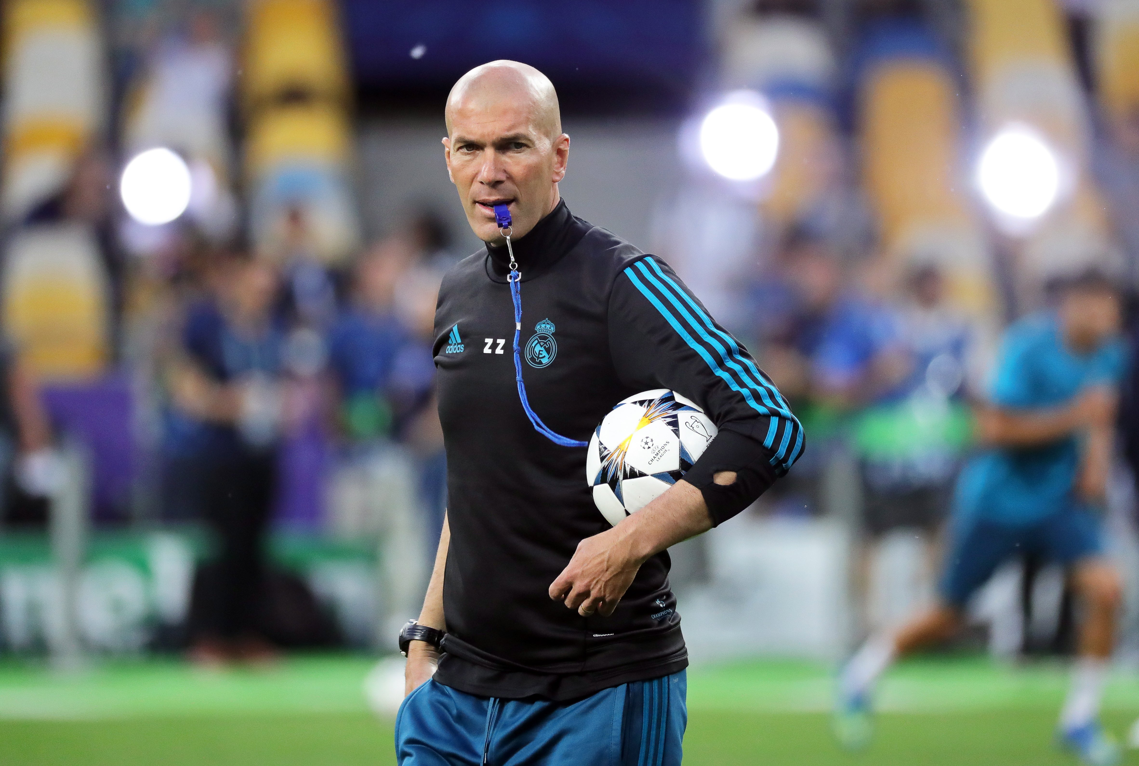 Zinedine Zidane anuncia saída do Real Madrid