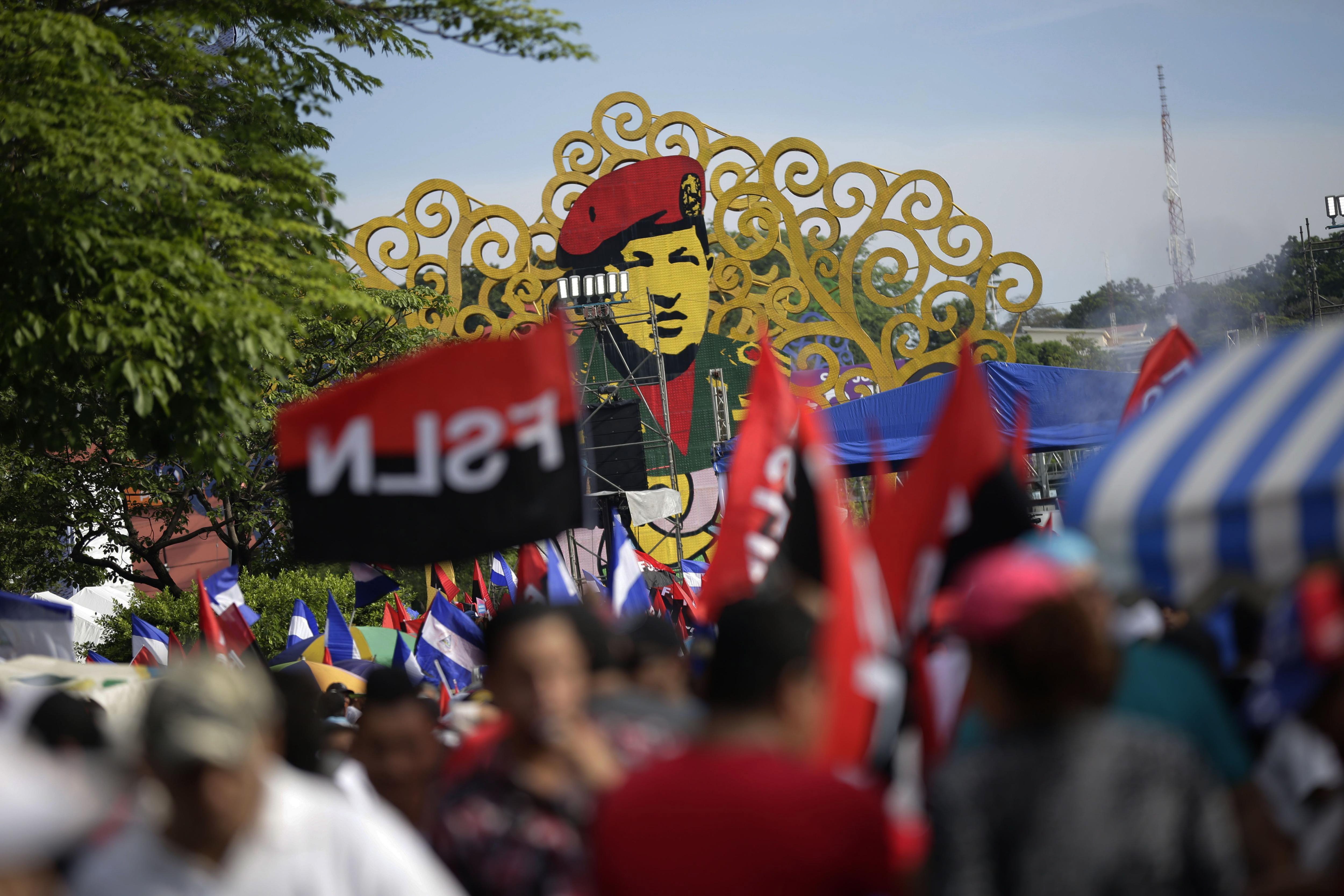 Pelo menos dois mortos em manifestação de apoio ao Presidente da Nicarágua