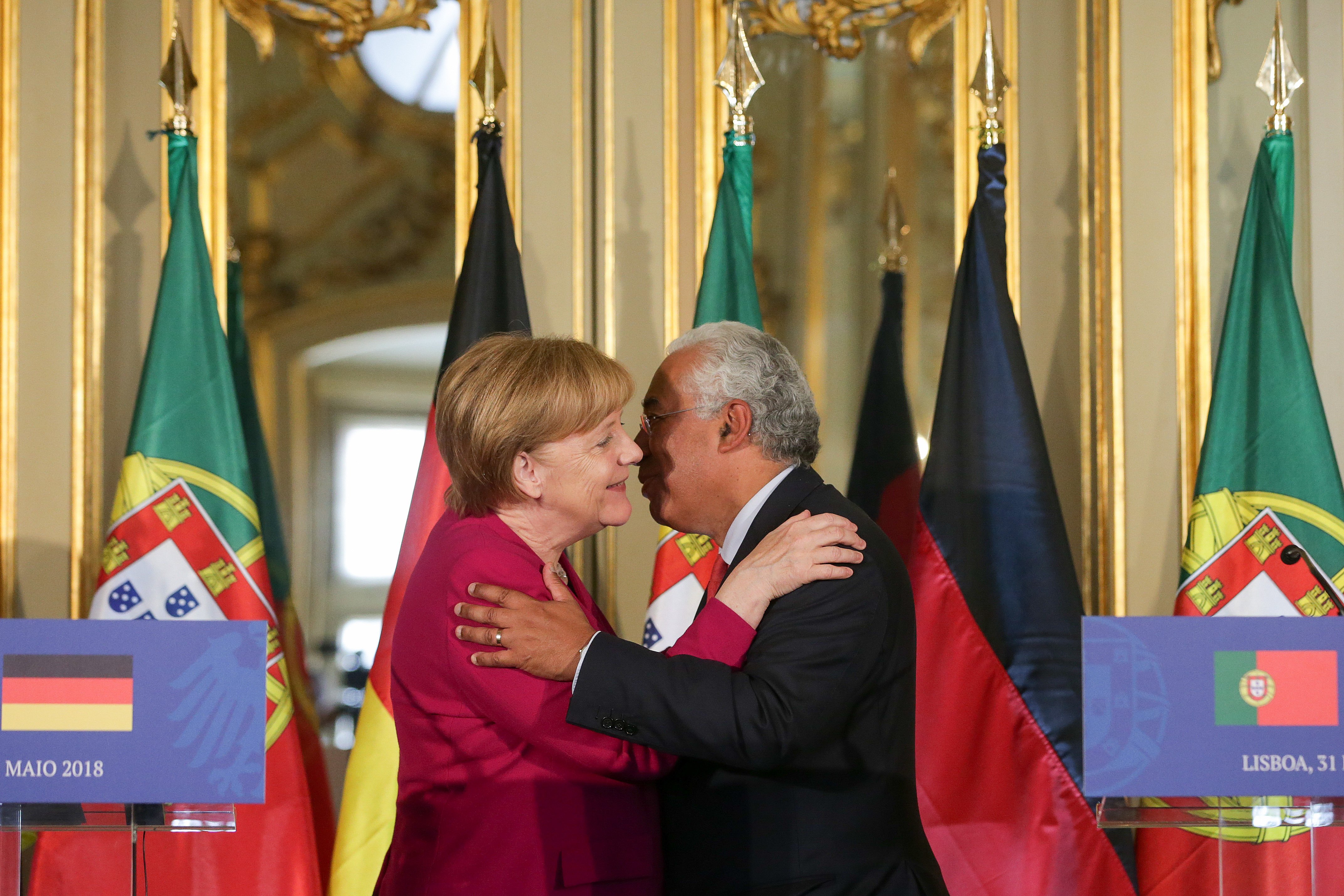 Merkel vê hoje um Portugal &#8220;otimista&#8221;, Costa destaca momento económico
